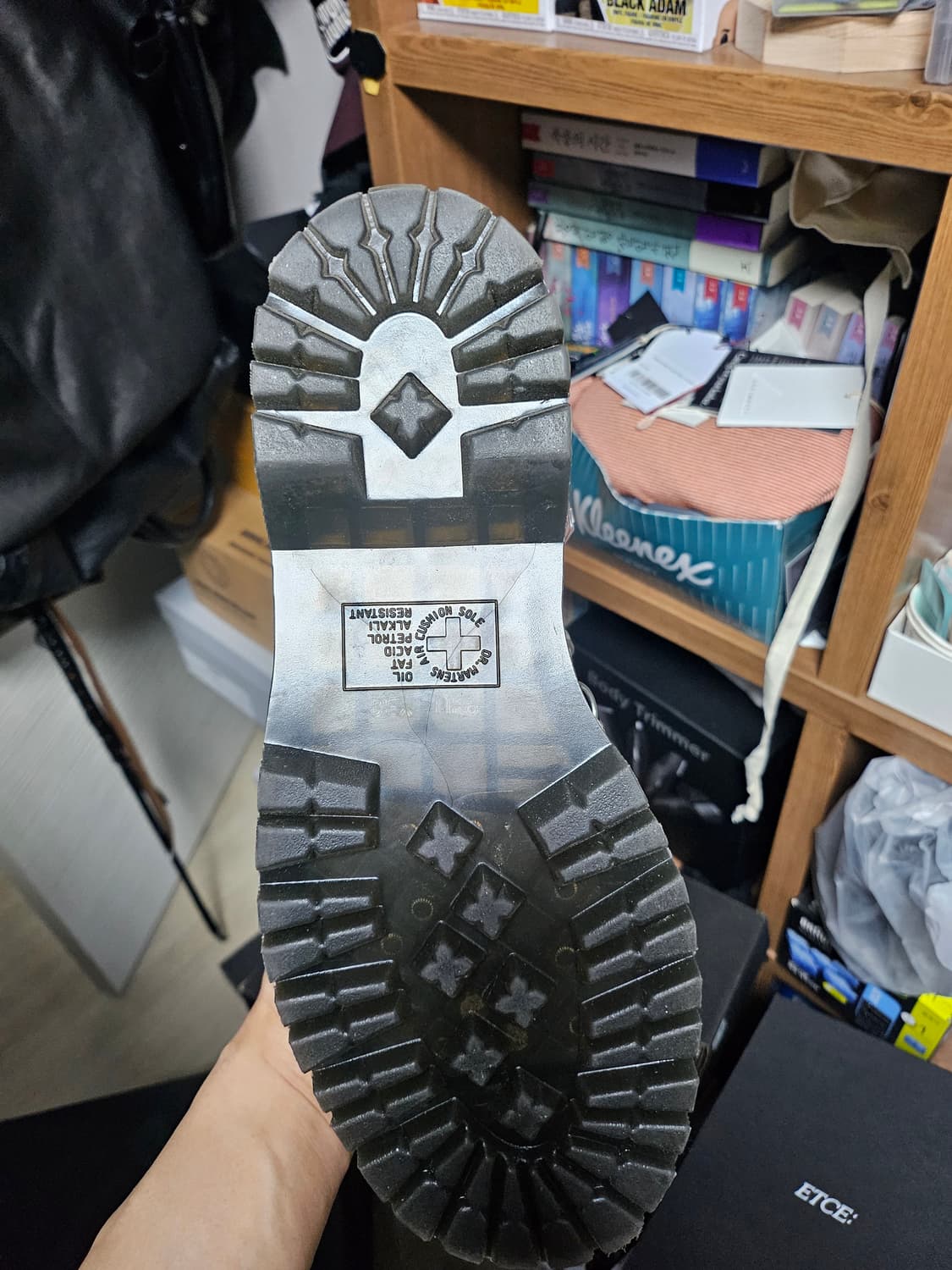 닥터마틴 릭오웬스 메가레이스 부츠입니다 상품이미지5