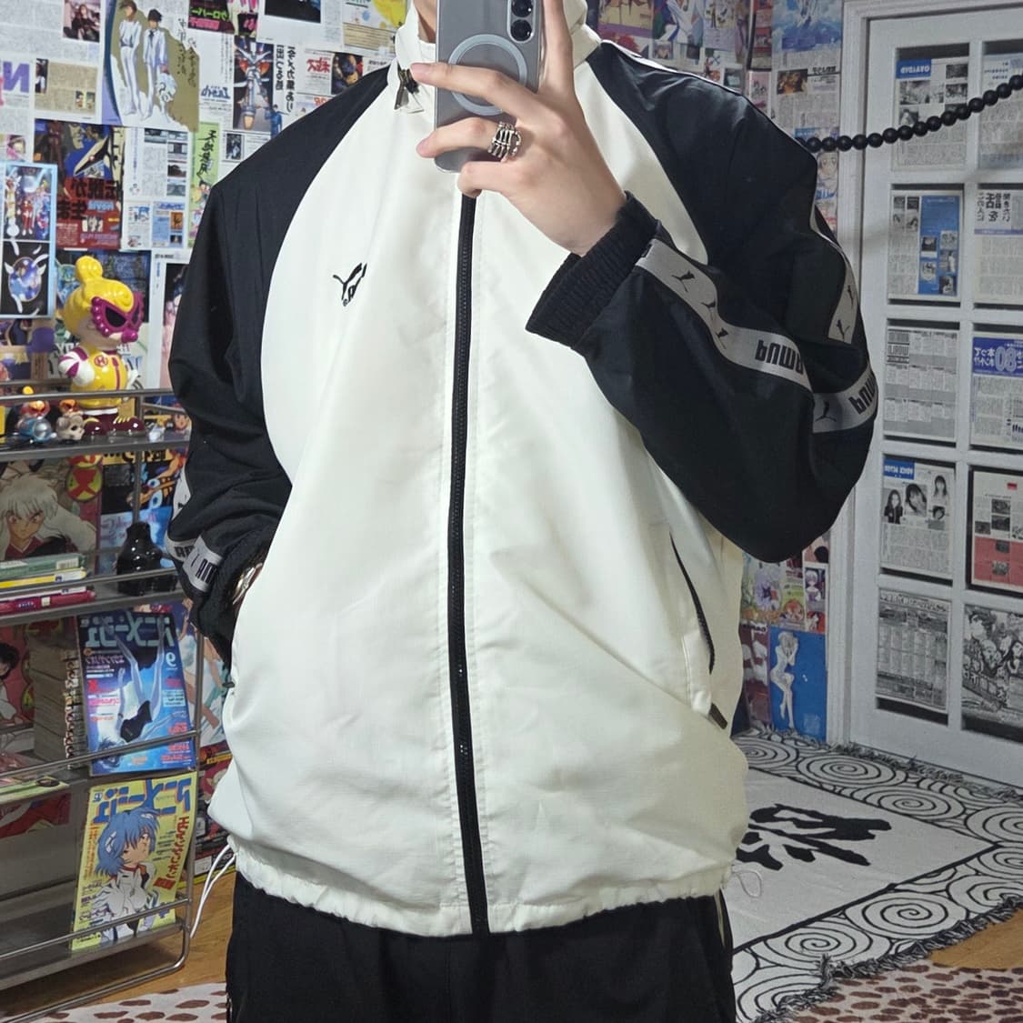 푸마 올드스쿨 블랙 화이트 배색 바람막이 자켓 상품이미지2