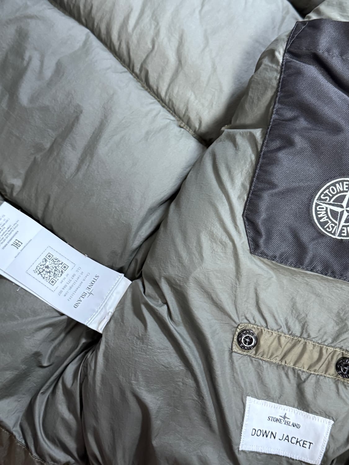 스톤아일랜드 크링클랩스 25FW 상품이미지2