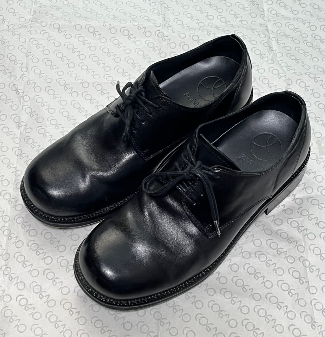 250) 야세 우든 더비 슈즈 홀스하이드 블랙 판매. 상품이미지2
