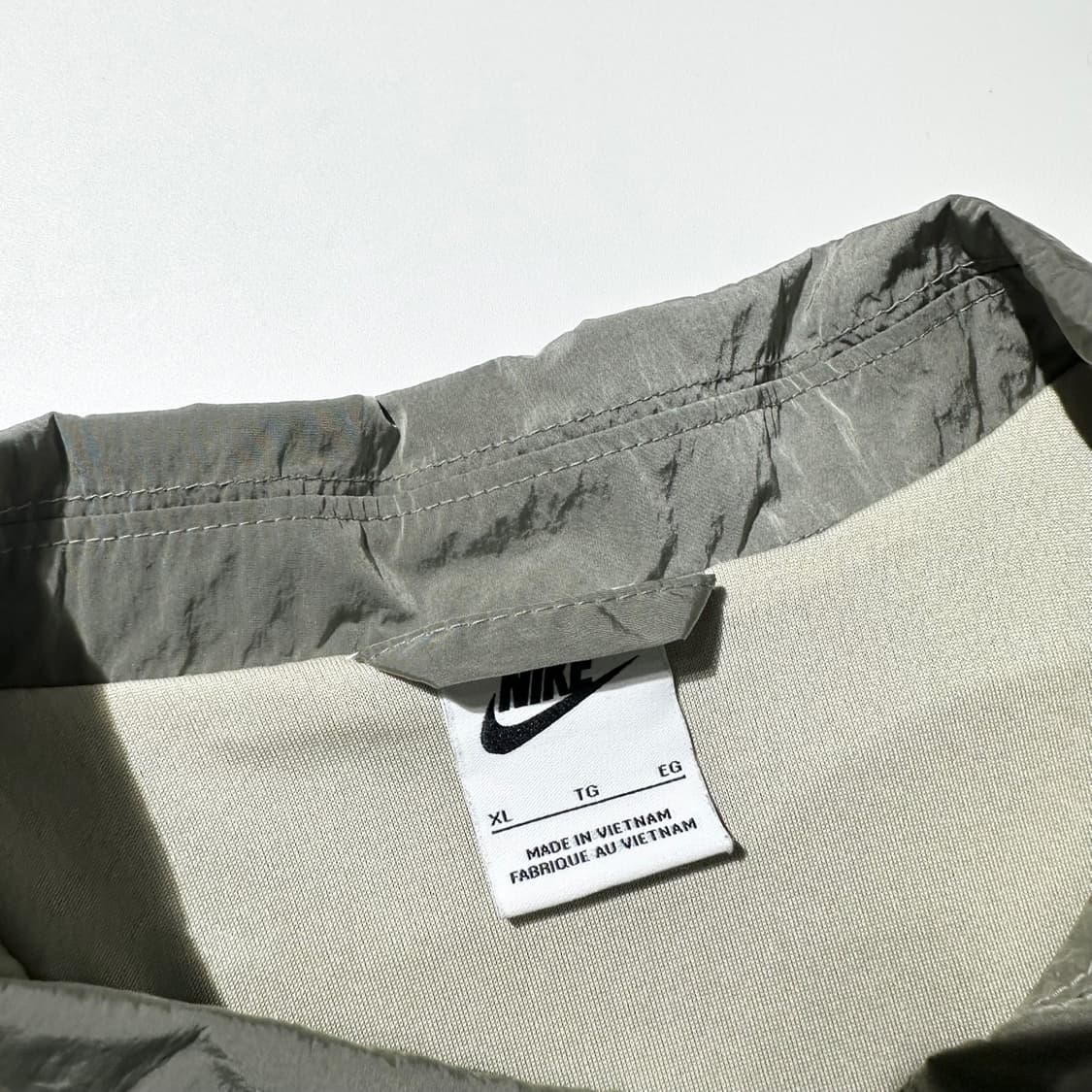 나이키 NSW 어센틱 나일론 코치 자켓 상품이미지4