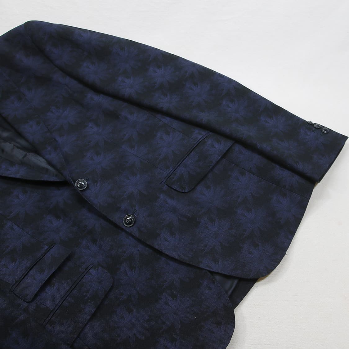 (착용컷) Liberty Rose 플라워 패턴 블레이져 (남성용 98) 상품이미지6