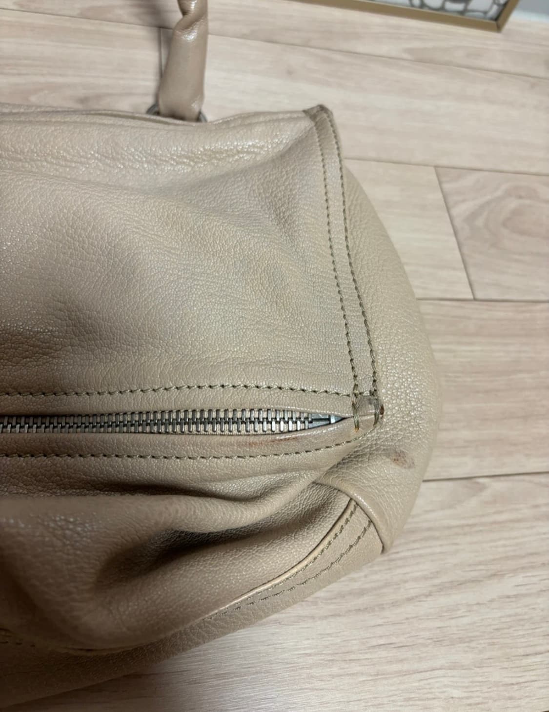 지방시 숄더백 상품이미지2