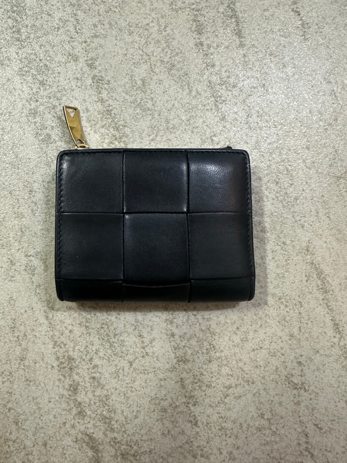 보테가 베네타 카센트 반지갑 상품이미지2