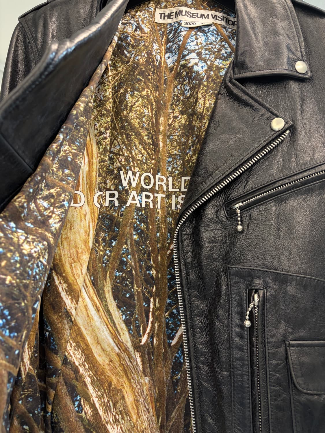 더 뮤지엄 비지터 레더자켓 상품이미지2