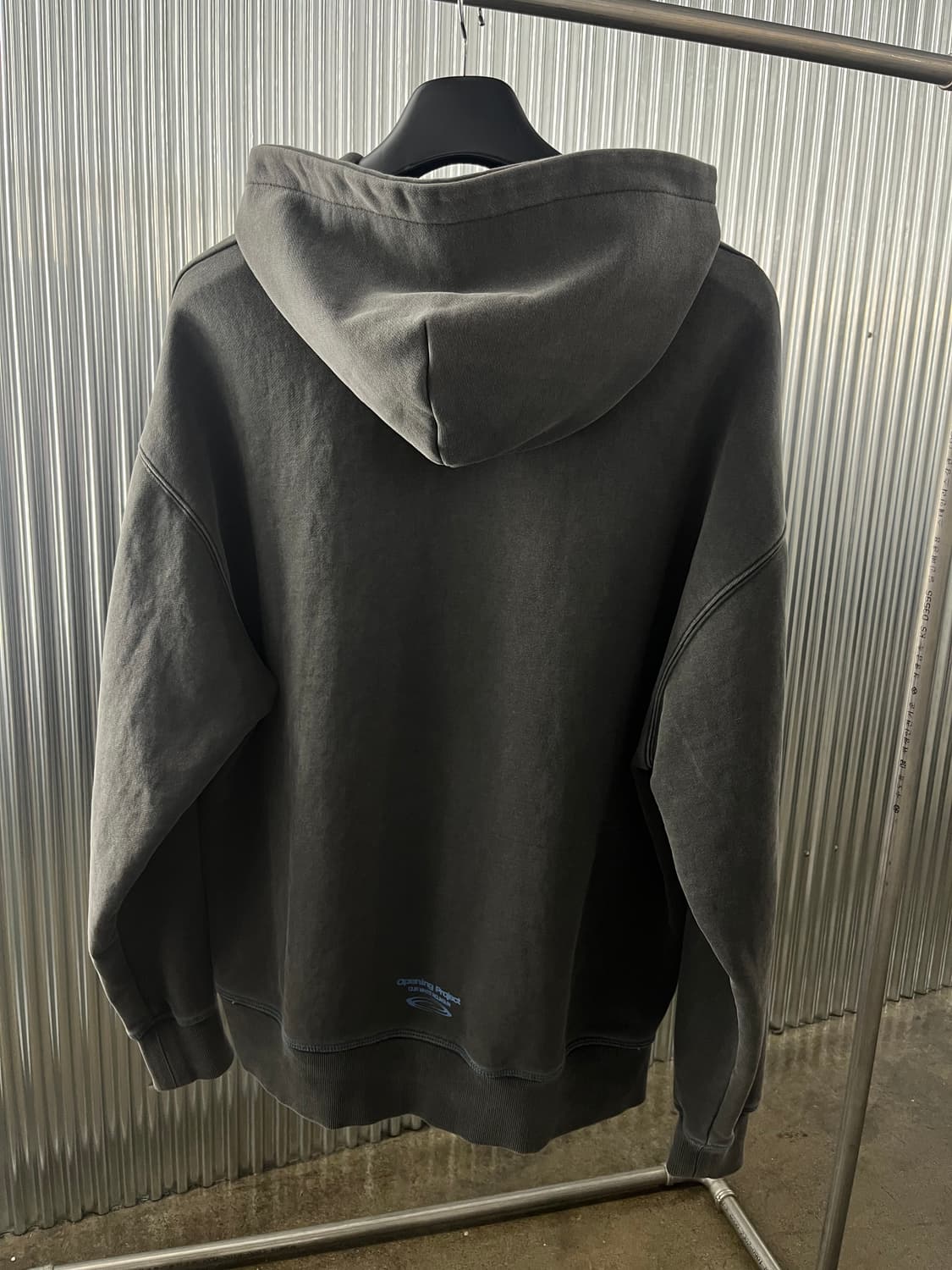 오프닝 프로젝트 후드티 카키색 2사이즈 상품이미지3