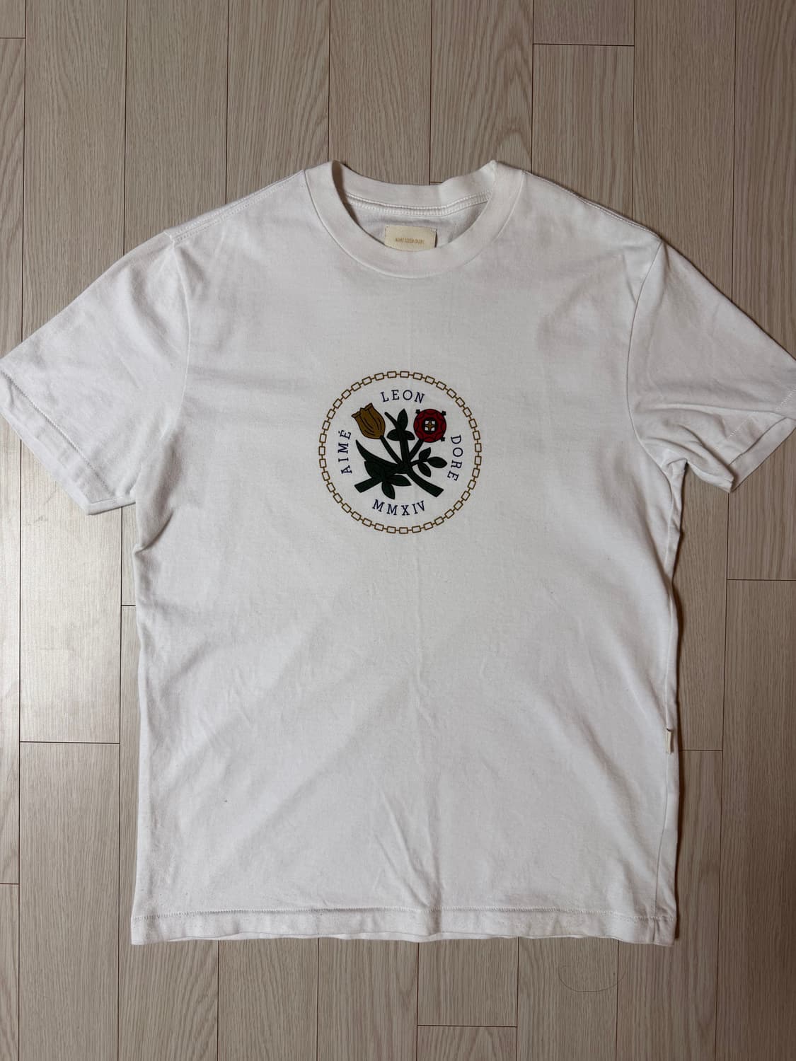 에임레온도르 반팔 상품이미지1