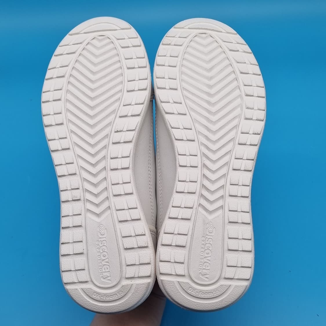 O 디스커버리 조거 플랫 여성스니커즈 230 상품이미지3