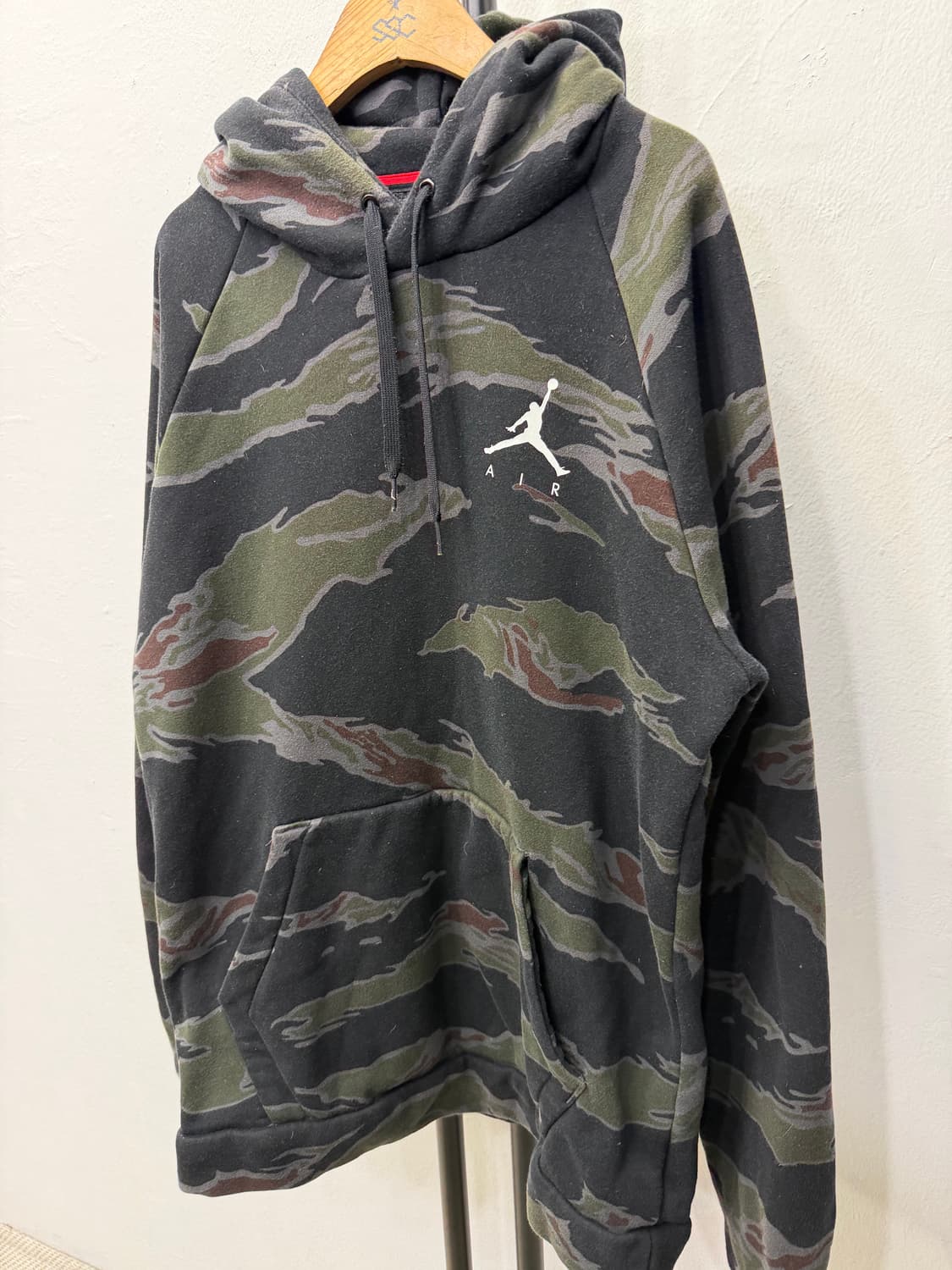 정품) 나이키 조던 카모 플리스 후드티 M 상품이미지3