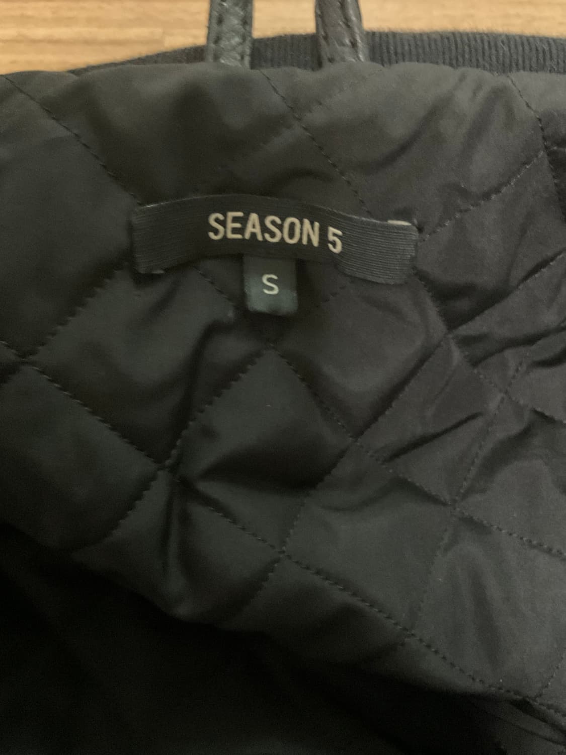 이지 시즌 5 칼라바사스 레더자켓 상품이미지3