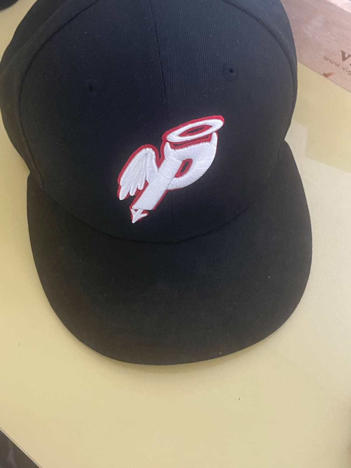 팔라스 뉴에라 상품이미지1