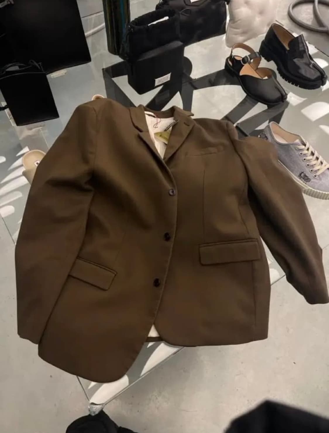 [48] 르메르 브라운 3버튼 자켓 상품이미지4