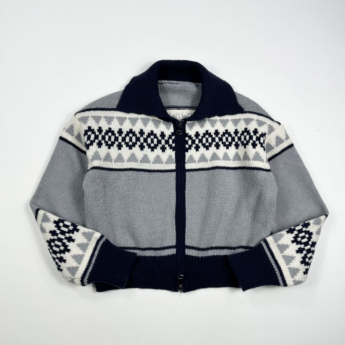 VTG 빈티지 차콜 크롭 니트 집업 (XS 여성추천) 상품이미지2