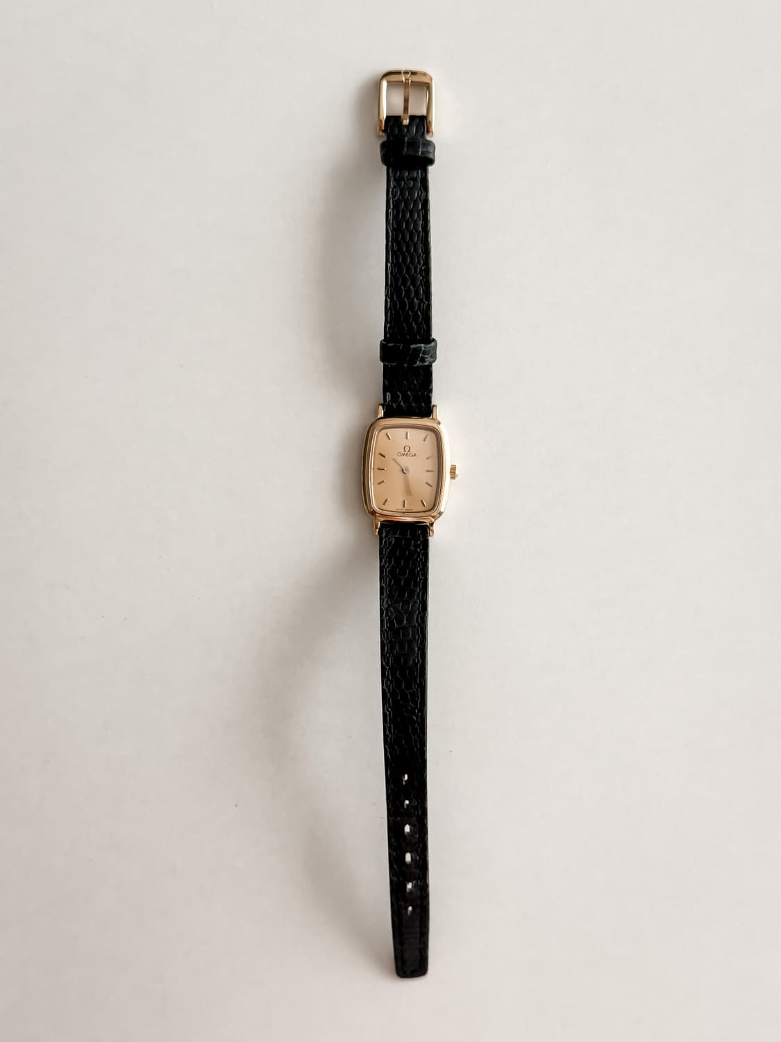 오메가 스퀘어 골드 시계 상품이미지7