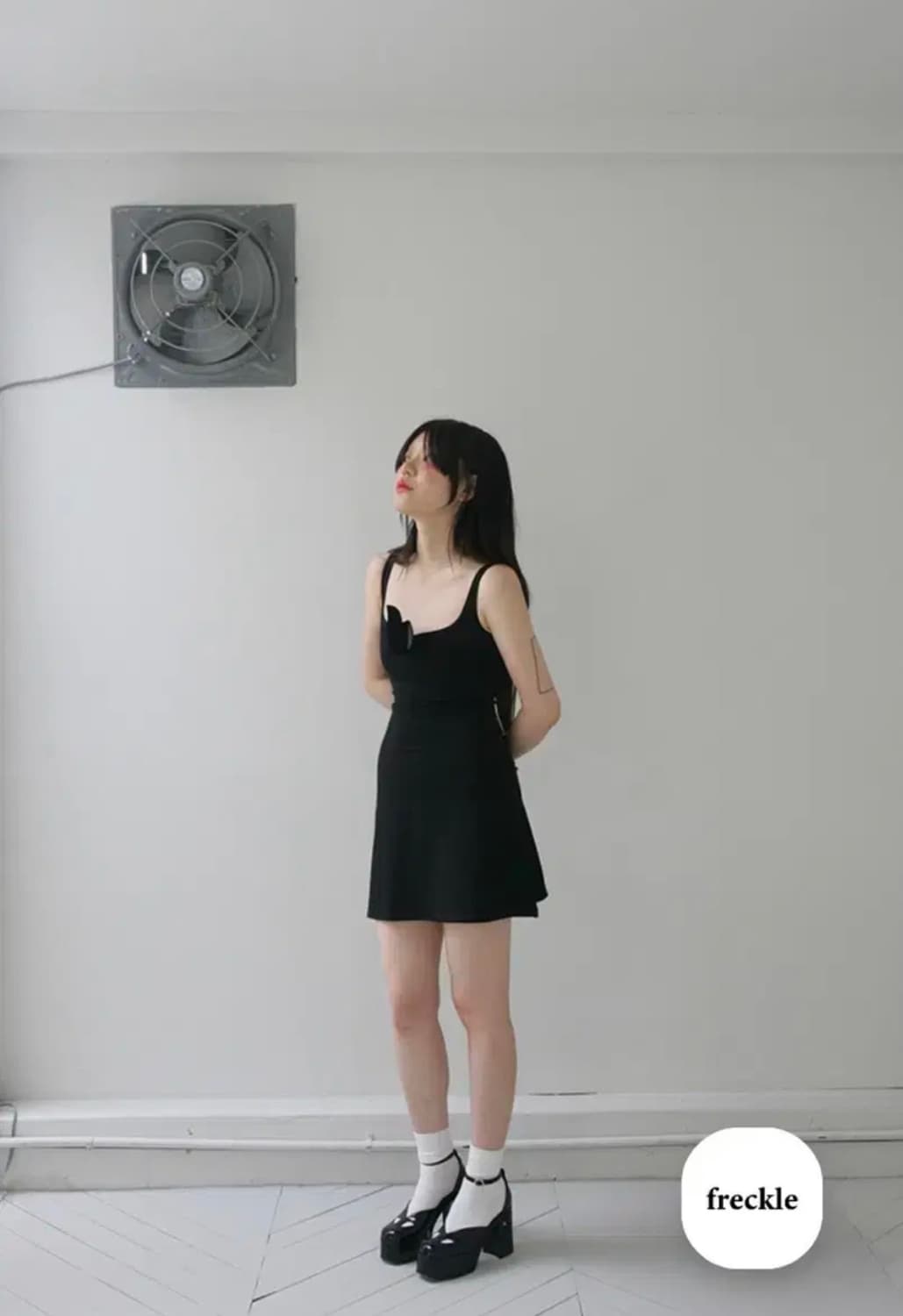 새상품) 프레클 슬리브리스 스트레치 드레스 블랙 상품이미지4
