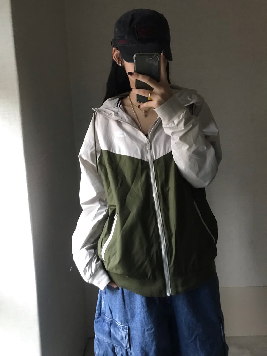 나이키 카키 화이트 바람막이 상품이미지4