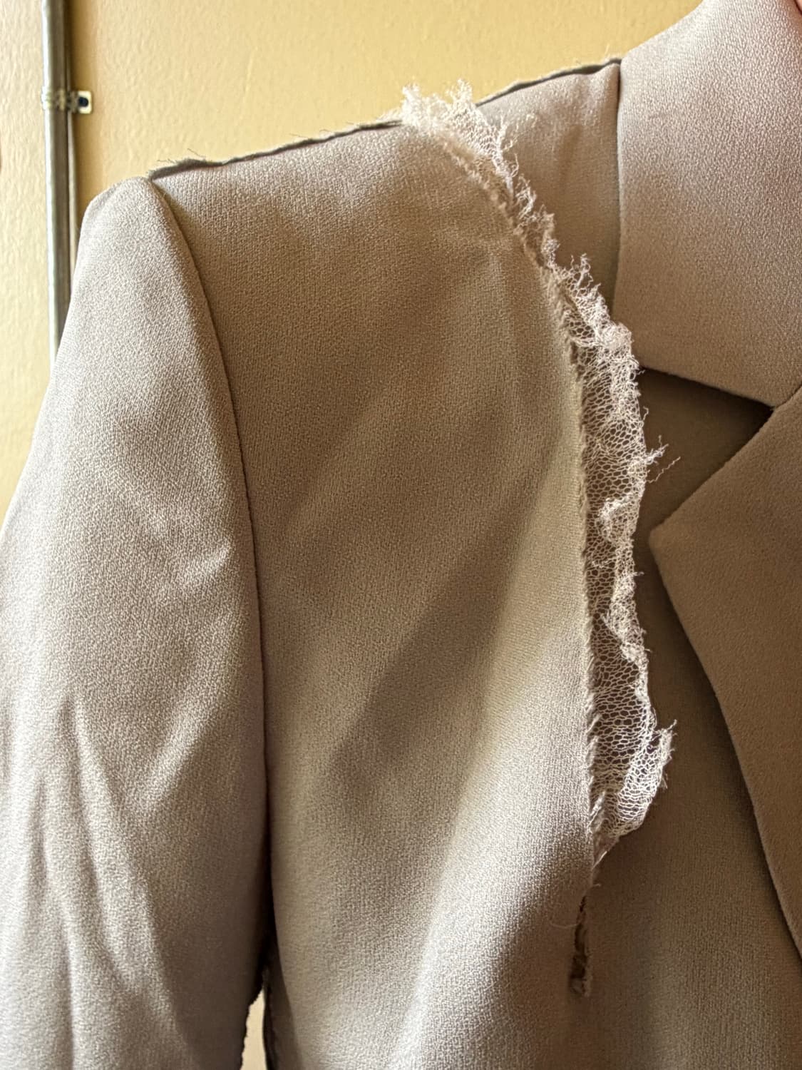 언더커버 2023 SS 컷아웃 블레이저 상품이미지4