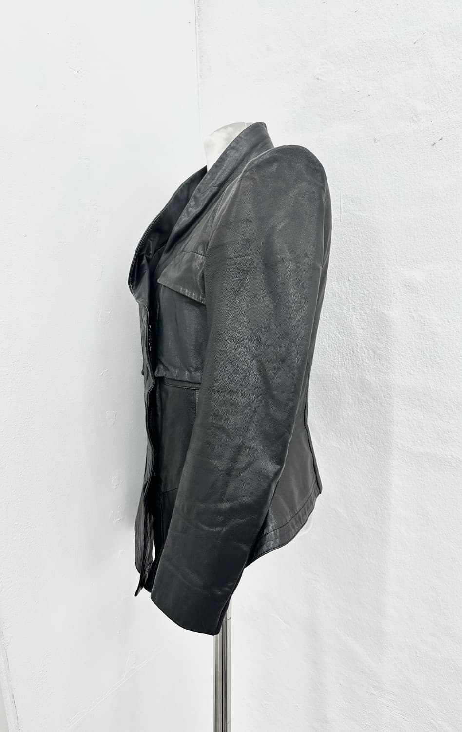 Asymmetric drape leather jacket  상품이미지3