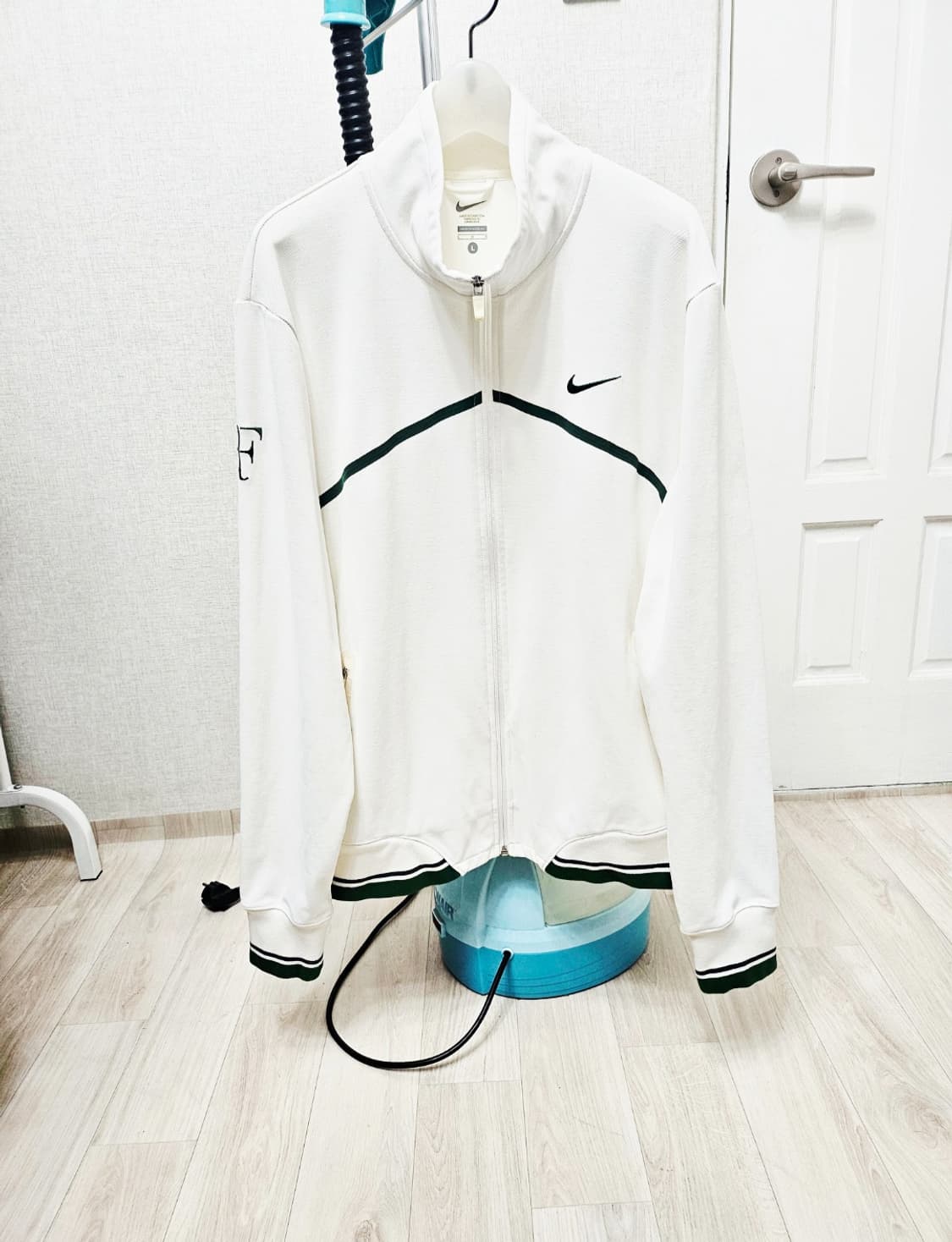 (105~110)XL☆우주매물☆나이키 로저 페더러 윔블던[흰초]트랙탑져지 상품이미지2