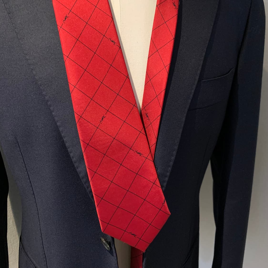 입생로랑(YSL) 모노그램 로고플레이 명품 실크넥타이 A+등급 상품이미지2