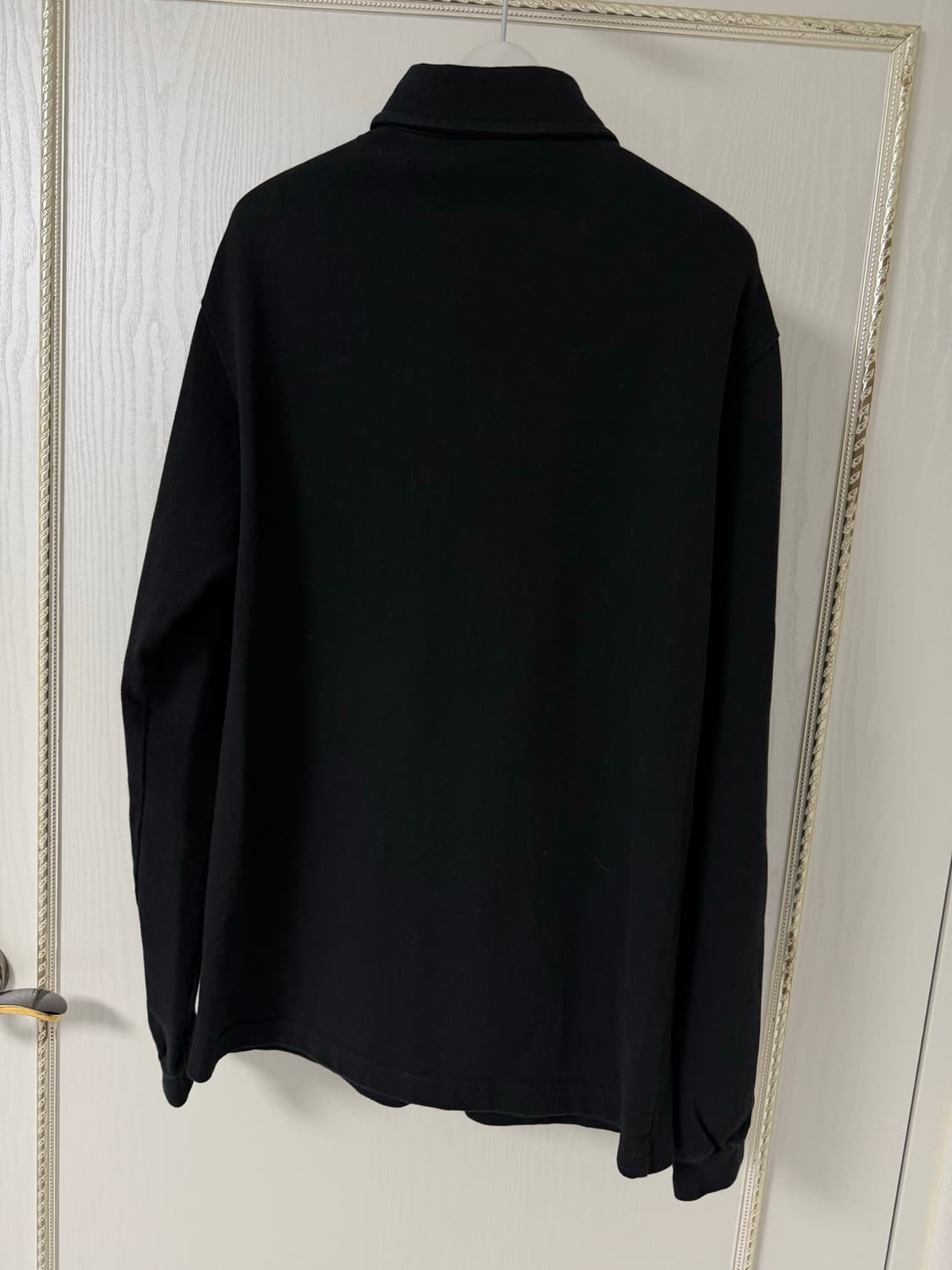 더뮤지엄비지터 긴팔 카라티 상품이미지2