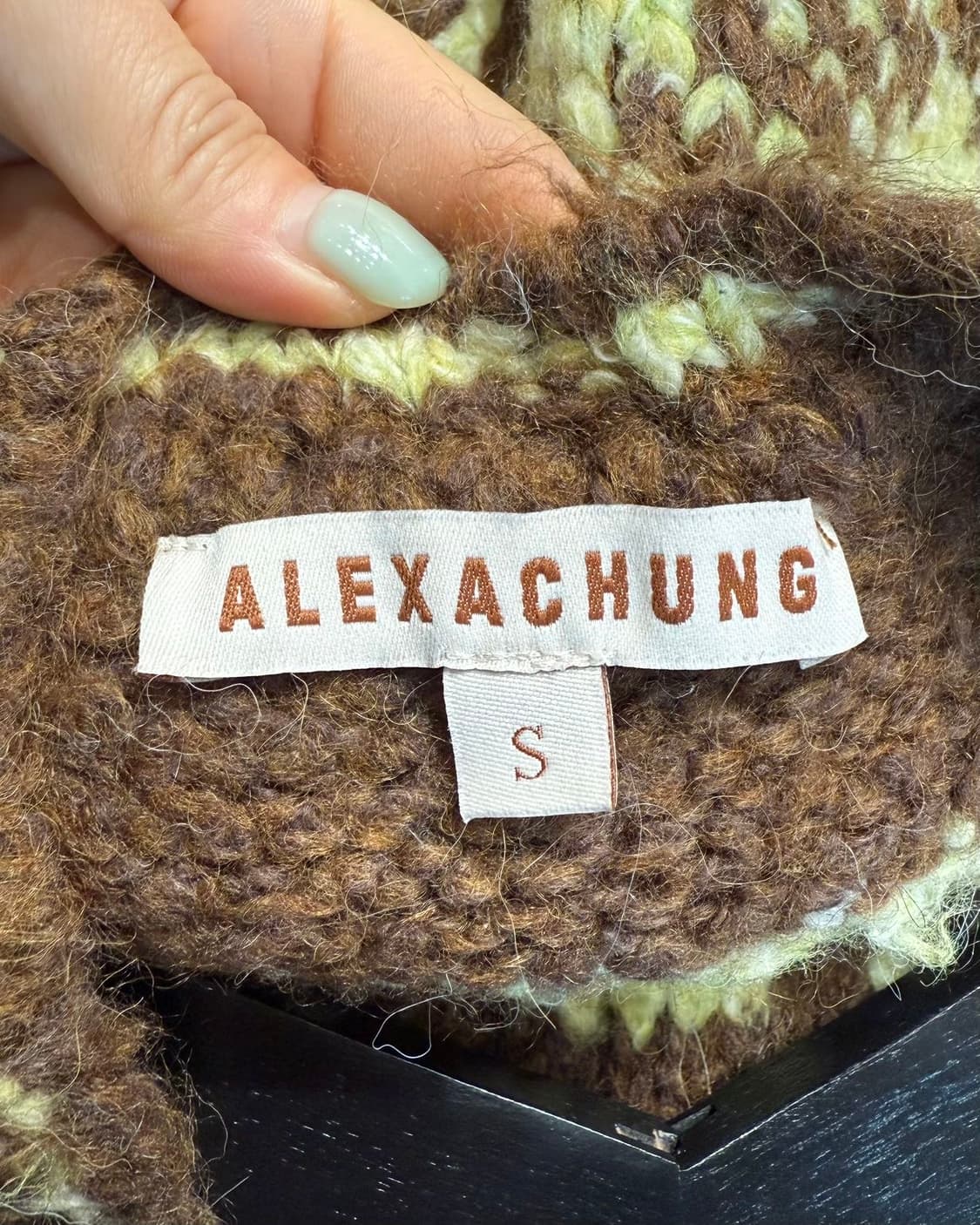 알렉사청 브라운 패턴 니트 베스트 상품이미지8