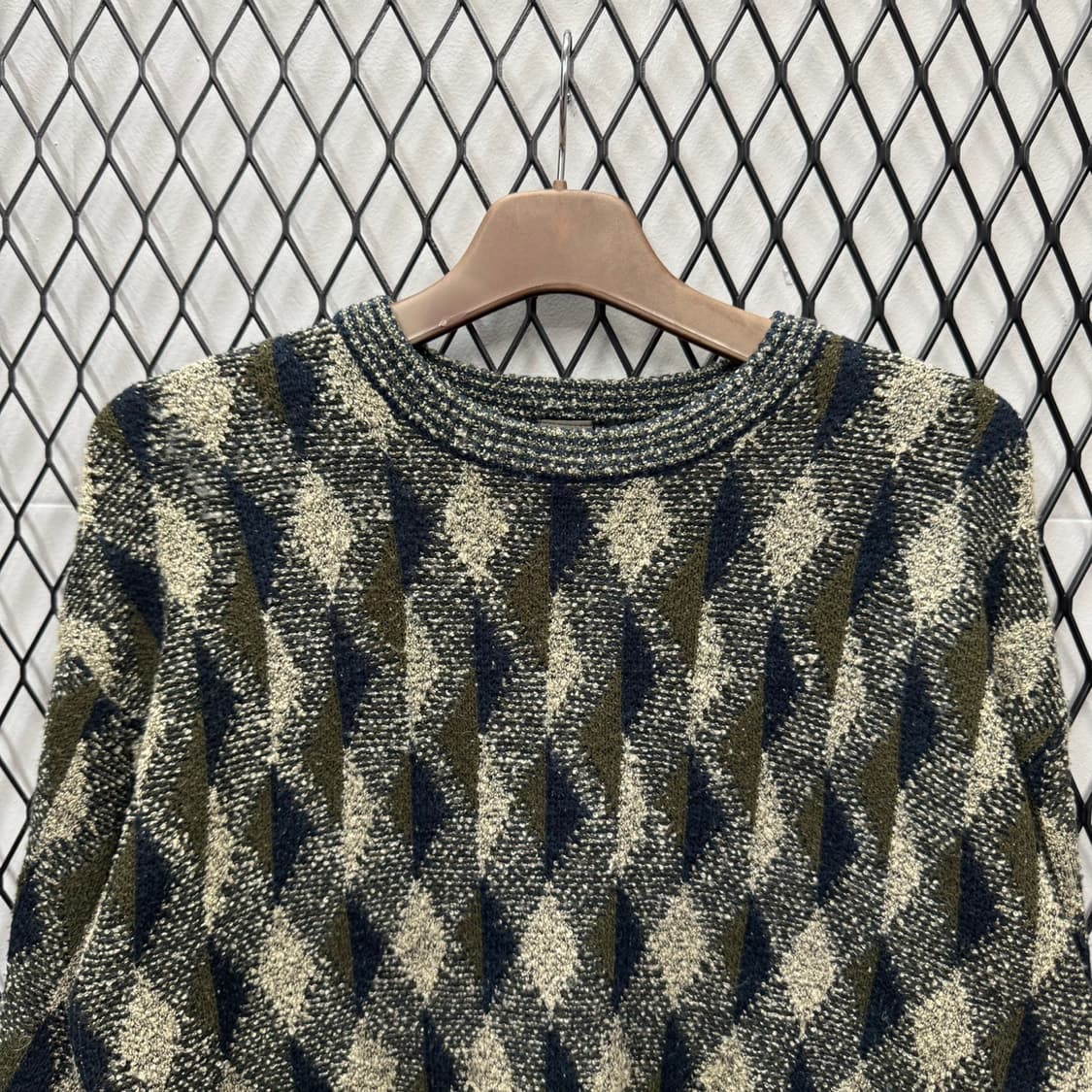 ITA VTG 블랙 배색 다이아 패턴 울 니트 스웨터 루즈핏 상품이미지3