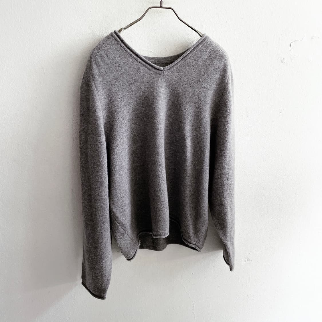 25FW 오브헤덴 세렌 브이넥 울 니트 상품이미지4