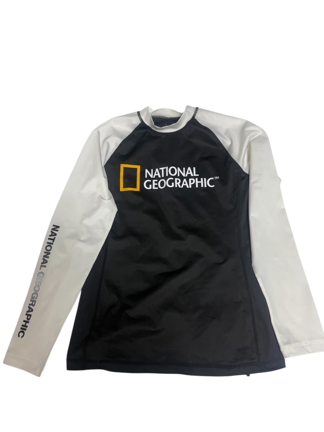 내셔널지오그래픽 래쉬가드 🖤🤍 상품이미지1