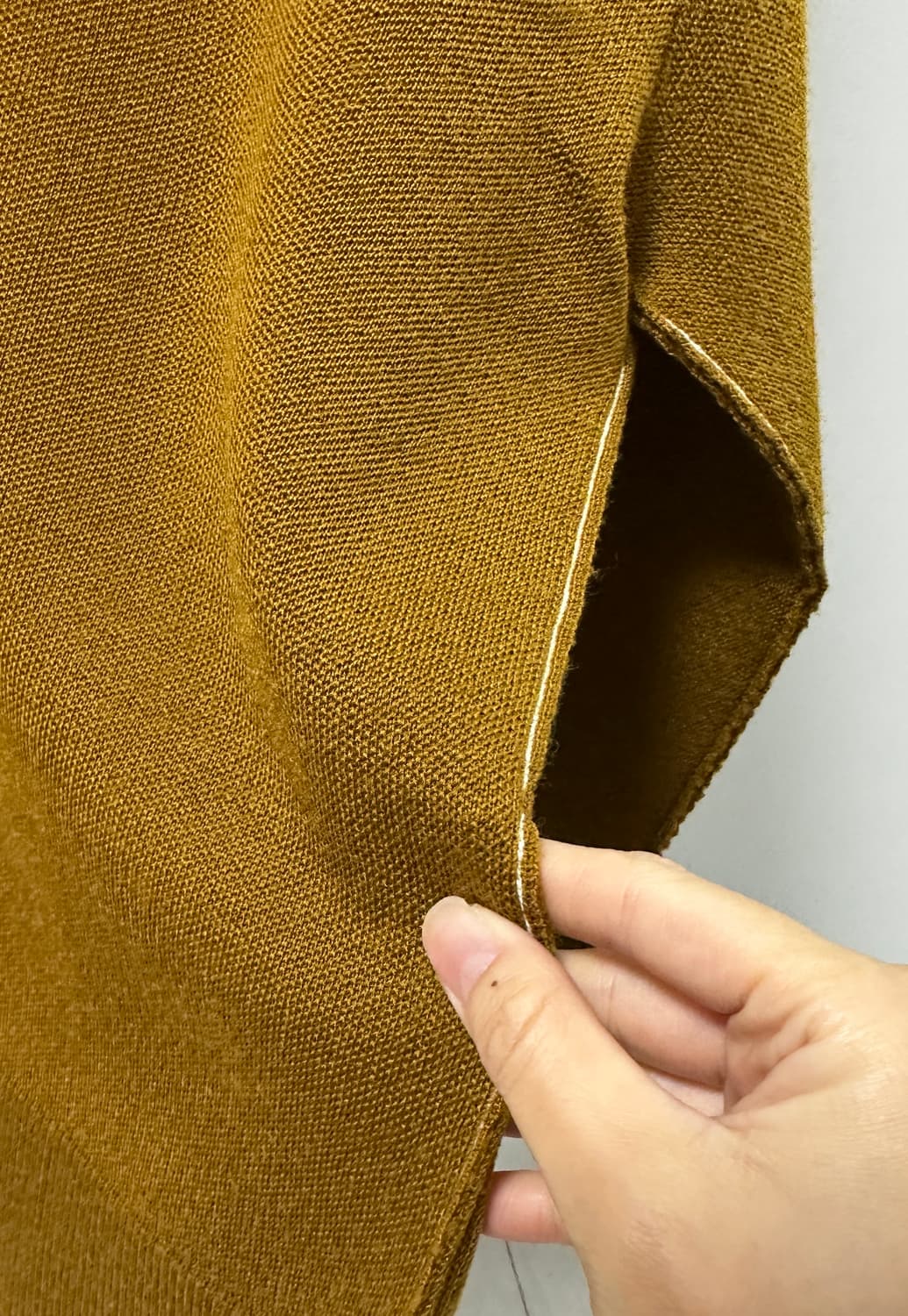 솔리드옴므 오버사이즈 브이넥 니트 상품이미지4