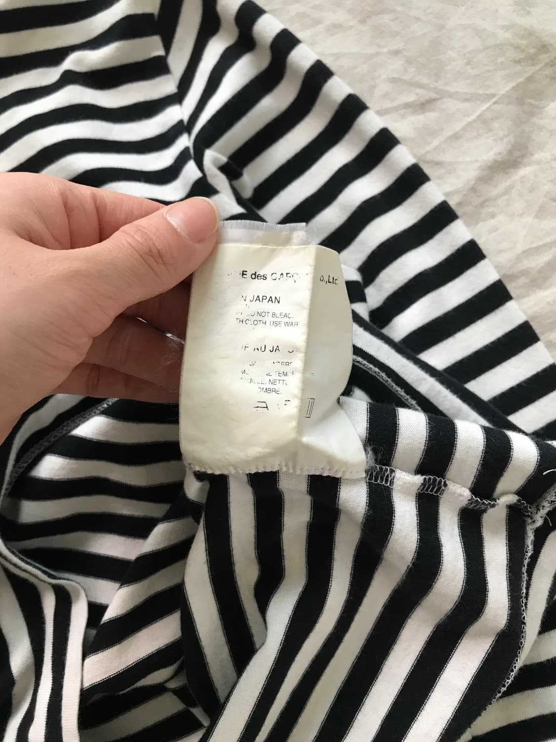 꼼데가르송 여성 레드와펜 스트라이프 롱슬리브티 상품이미지9