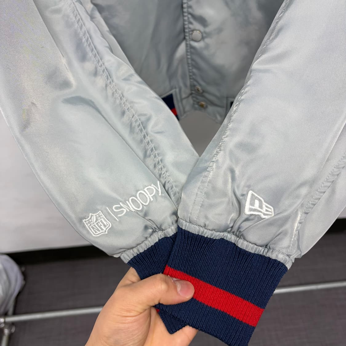 뉴에라 NFL 스누피 바시티 자켓 상품이미지5