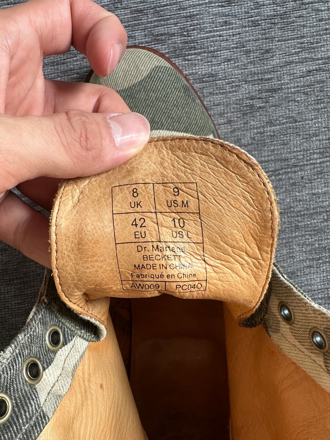 Dr.Martens Beckett 8홀 카모 컨버스 부츠 (UK8) 상품이미지10