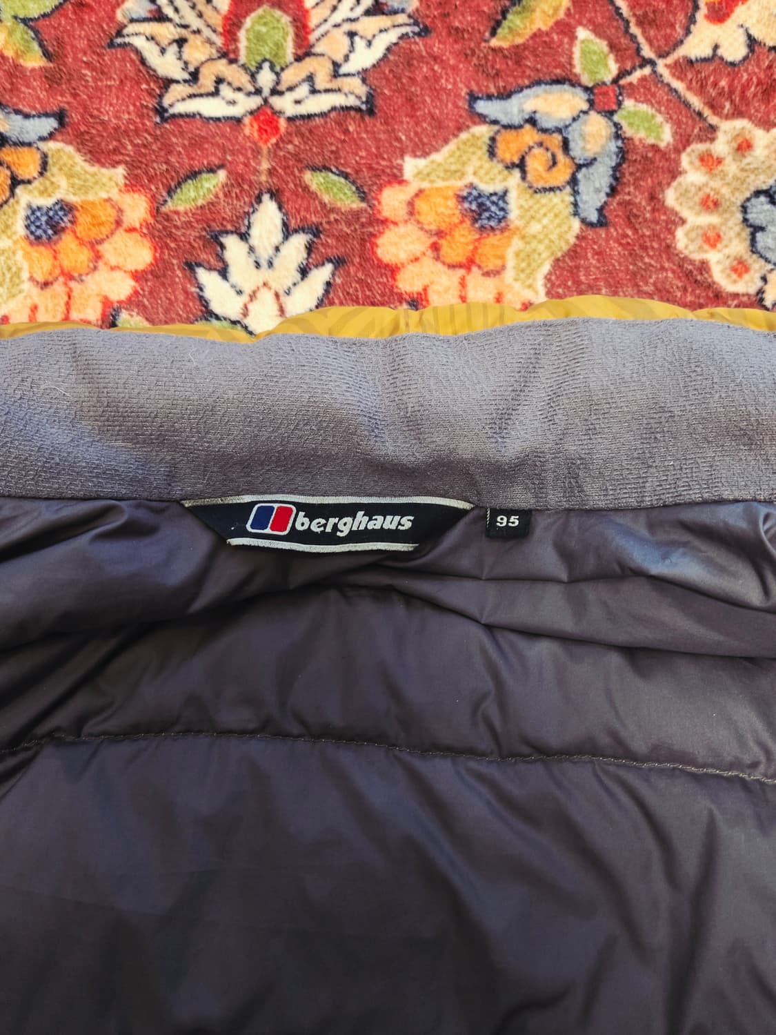 버그하우스 berghaus 거위털 경량 다운 자켓 (95)

 상품이미지7