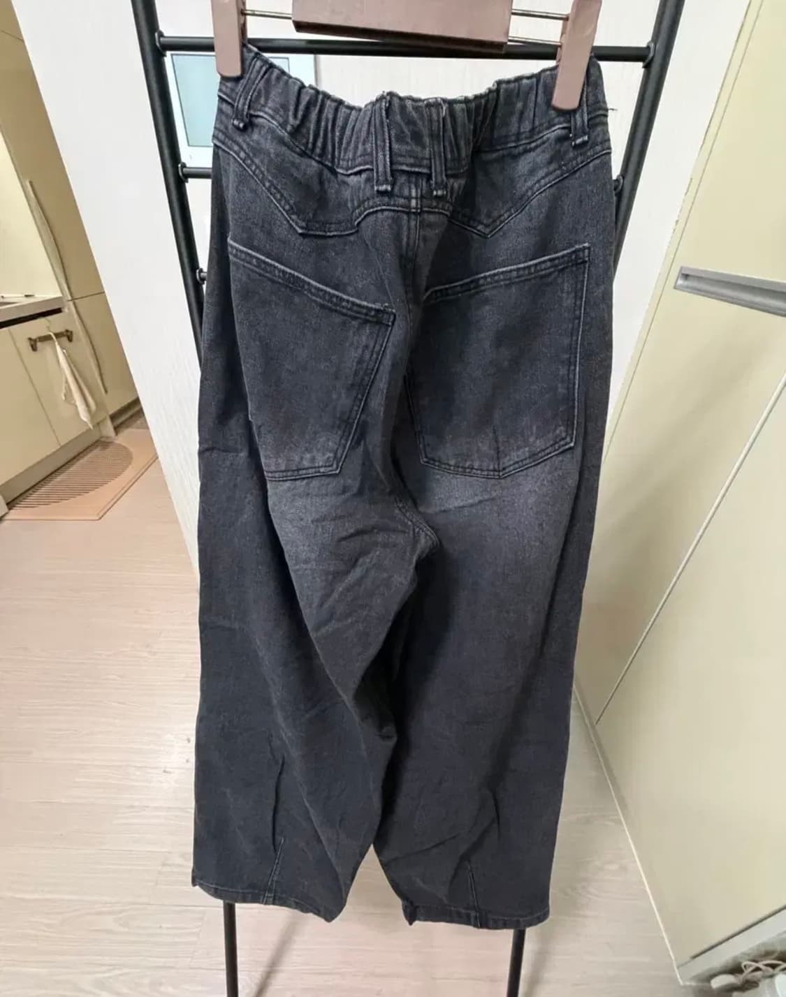 앵글런 흑청 데님 벌룬 팬츠 상품이미지3