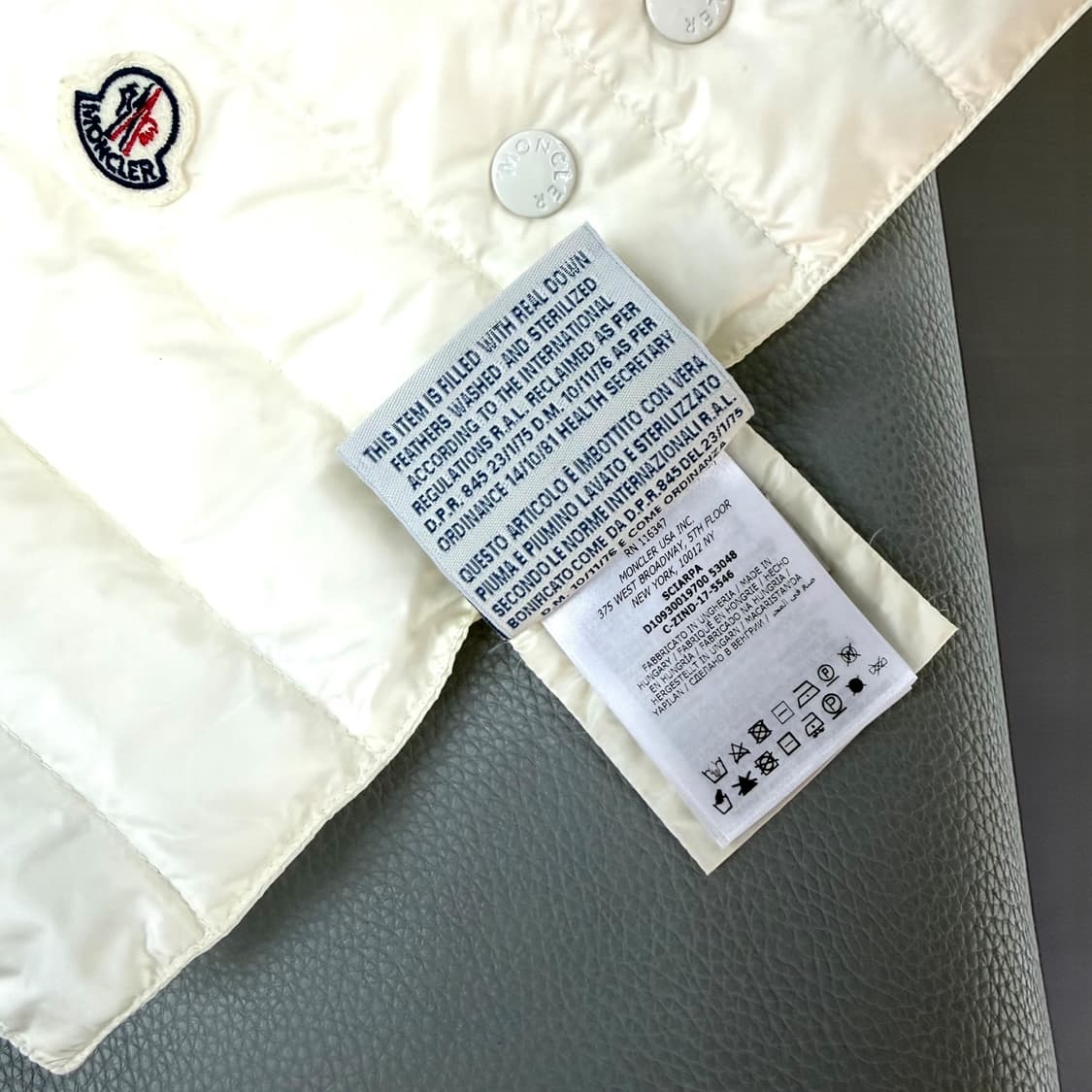 몽클레어 구스다운 패딩 머플러 상품이미지8