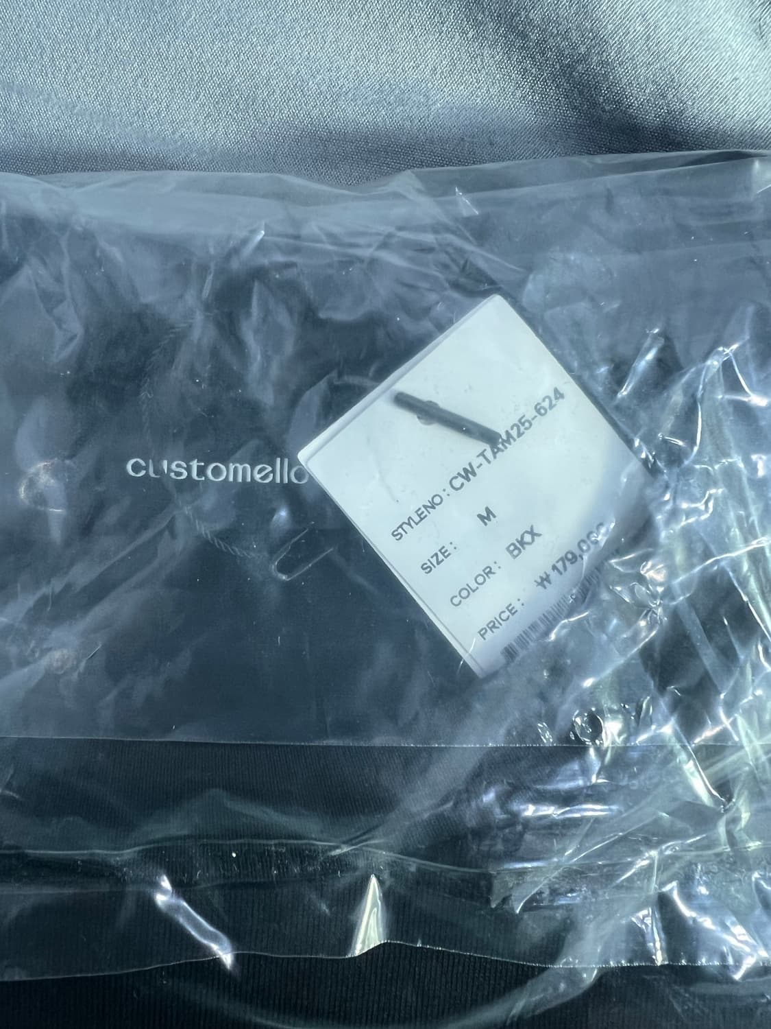 커스텀멜로우 black graphic half sleeve T-shirt 상품이미지3