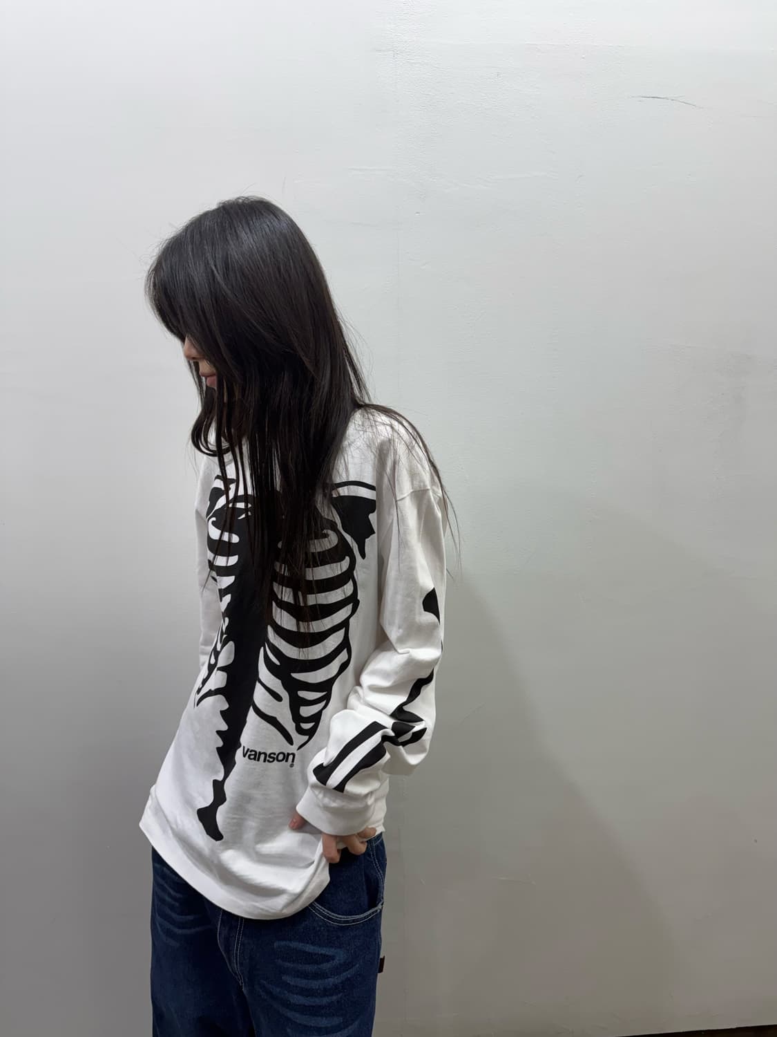 밴슨 본 프린팅 오버핏 롱슬리브 상품이미지3