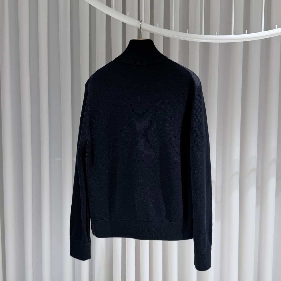 L / 몽클레어 로고 블랙 김현우 니트패딩 상품이미지6