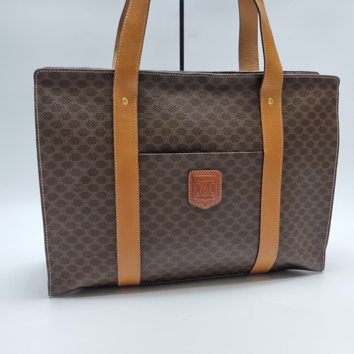 셀린느 마카담 쇼퍼백 숄더백 남녀공용 (상급, 주우재백) 상품이미지3