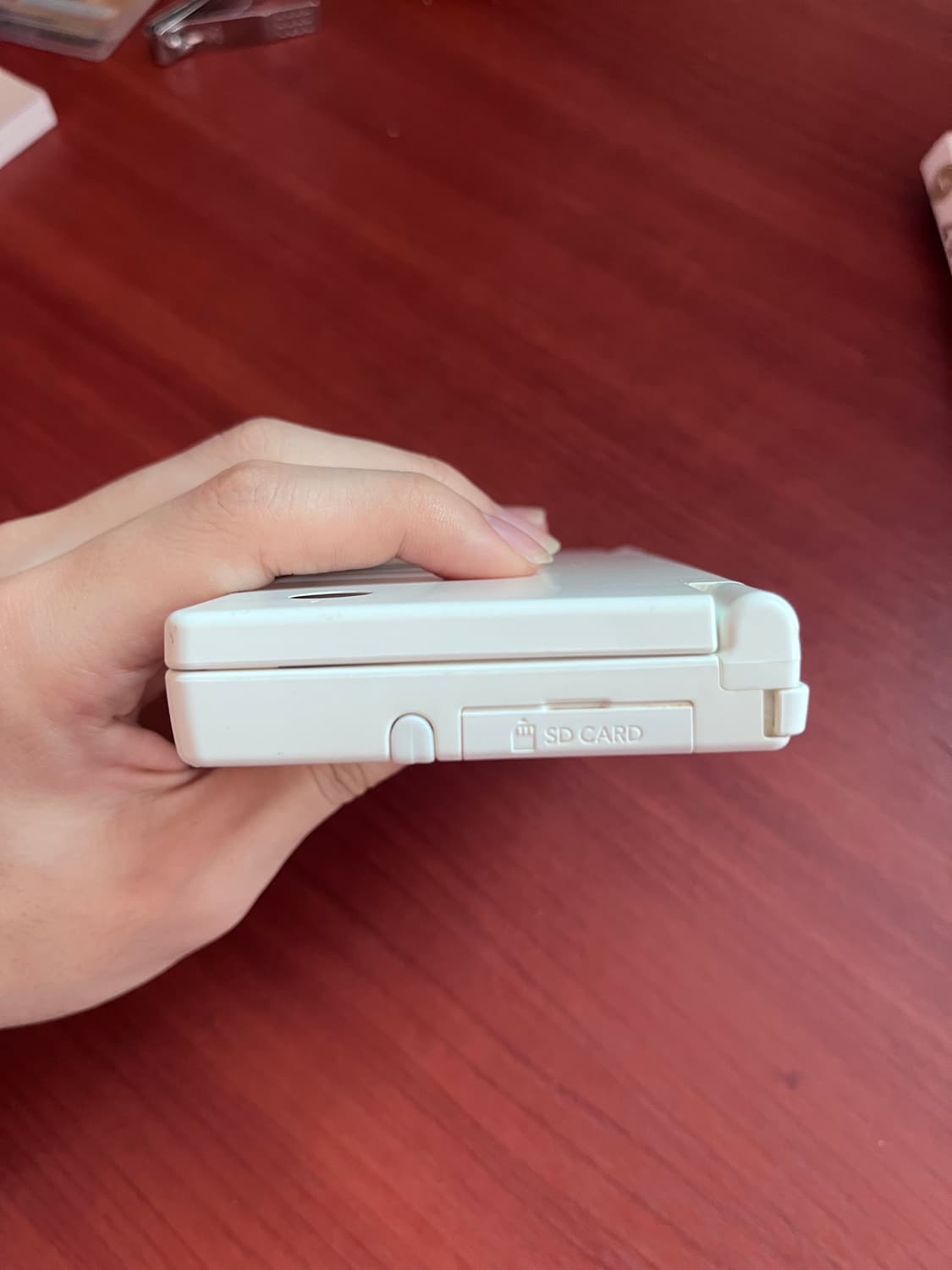 닌텐도DSI(일판)+R4칩(32GB)+정품충전기 상품이미지7