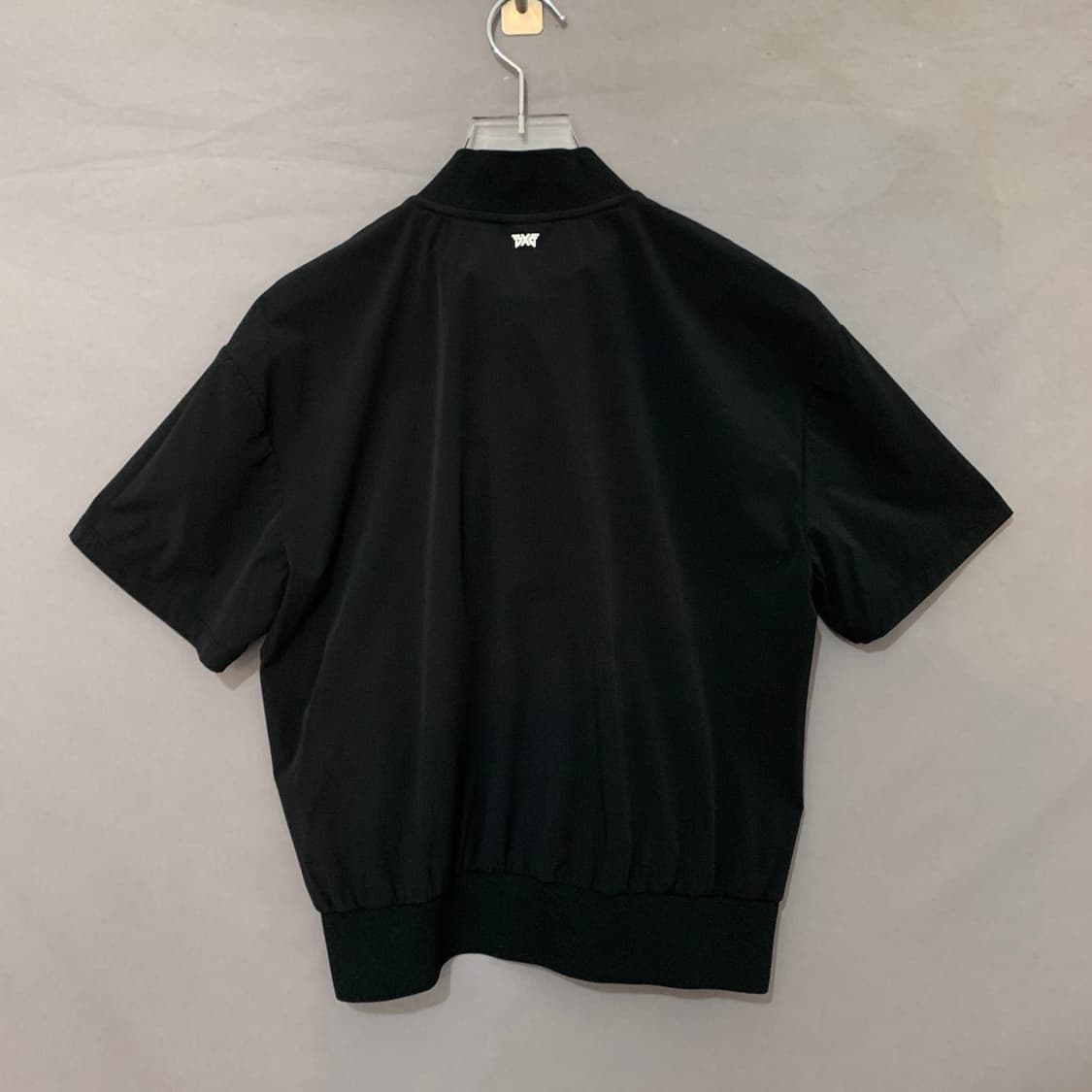 M PXG 골프 여성 하프 반집업 스컬 반팔티 상품이미지3