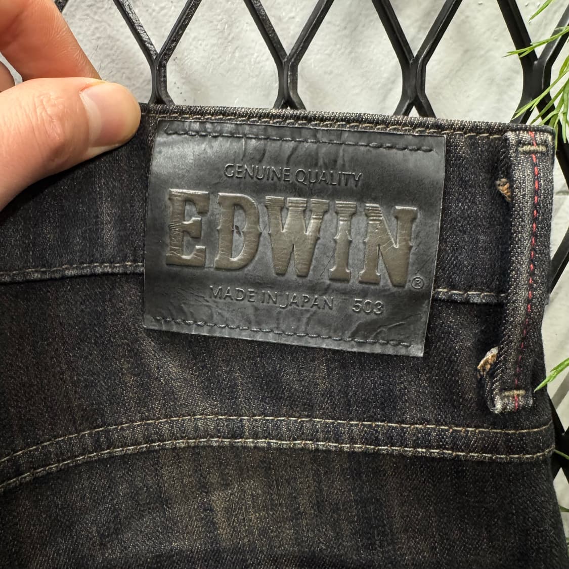 00s 에드윈 506 데님 팬츠 전면 더티워싱 포인트 흑청 상품이미지7