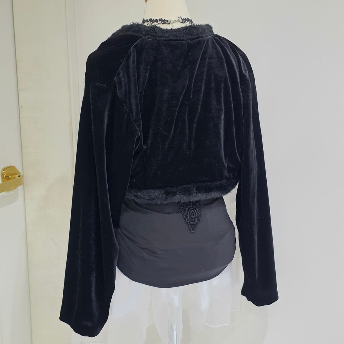 고딕 블랙 퍼 로걀 오네갸루st 벨벳 볼레로가디건 상품이미지3