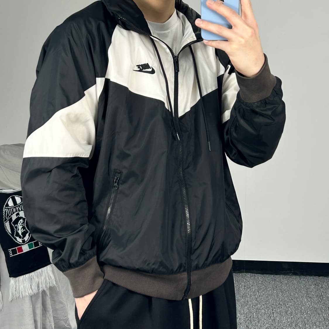 나이키 윈드러너 히든후드 바람막이 L   상품이미지1