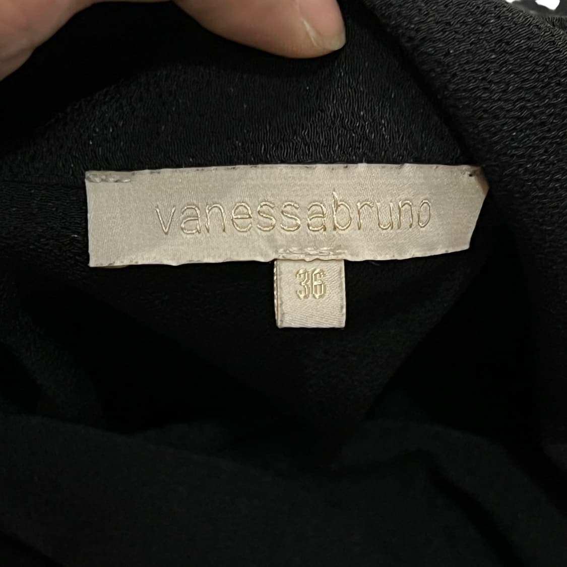  아떼 바네사브루노 케이프 y13946 상품이미지7