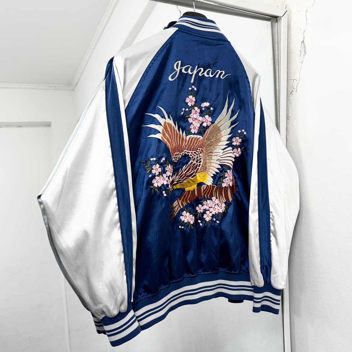 Humber 자수 스카쟌 자켓 상품이미지1