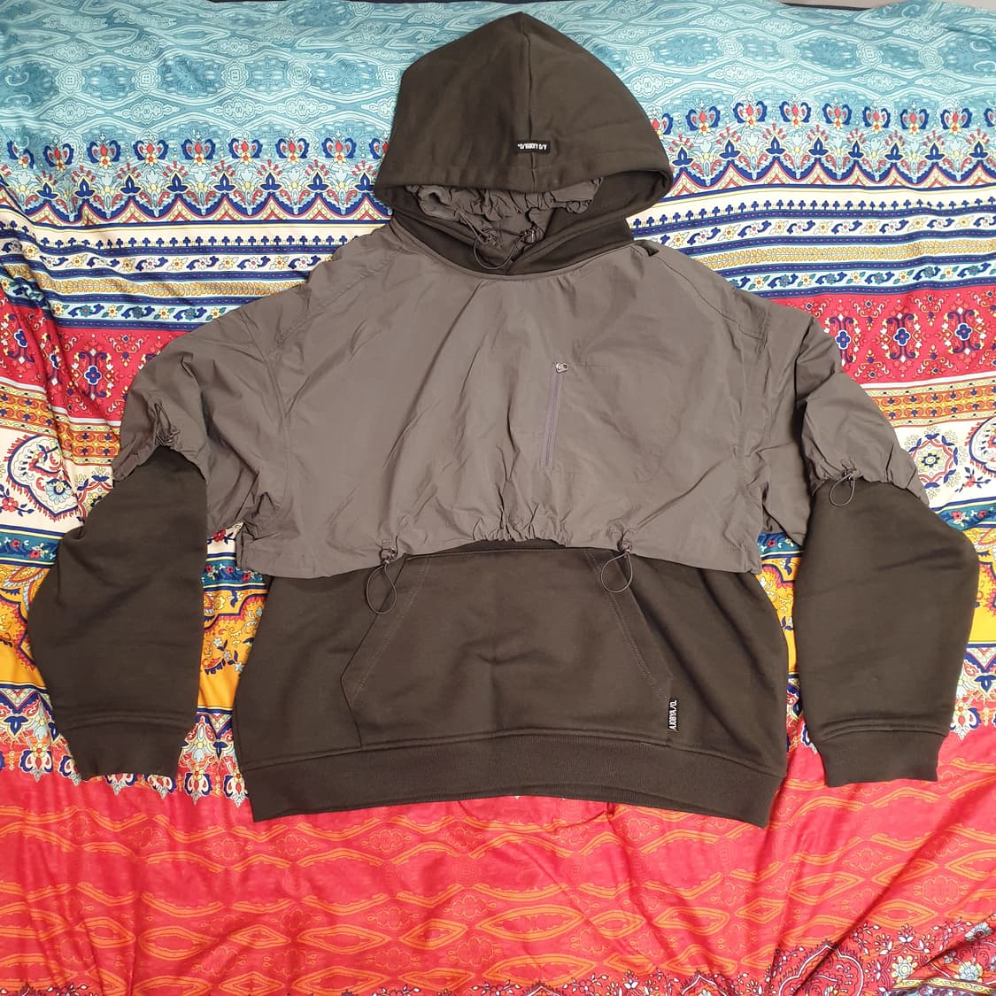 AJOBYAJO Layered Nylon Hoodie [CHARCOAL] 상품이미지1