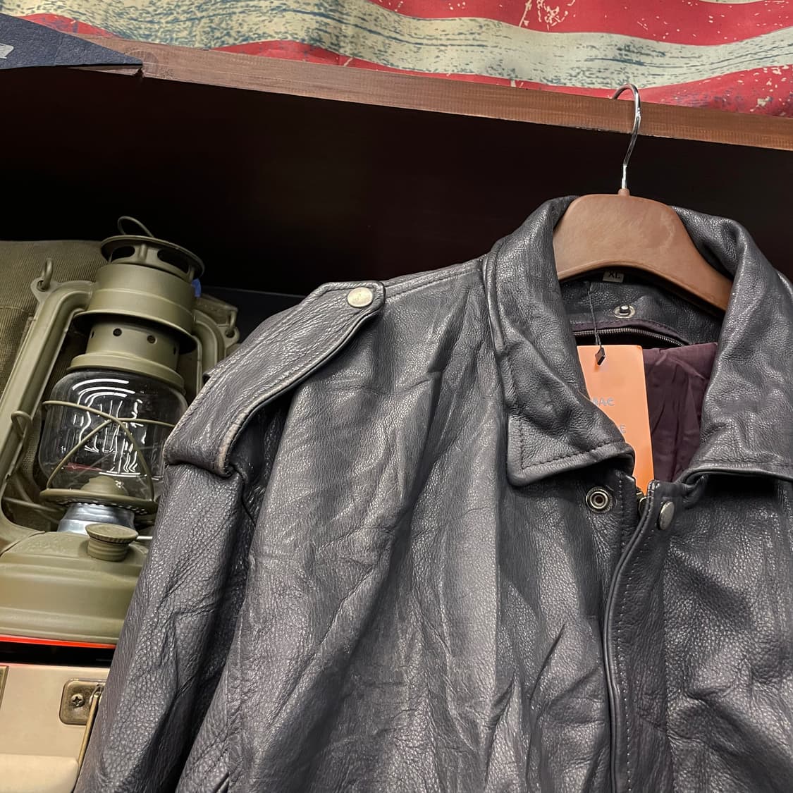 90s USA 빈티지 A-2 플라이트 송아지 가죽 자켓 상품이미지3