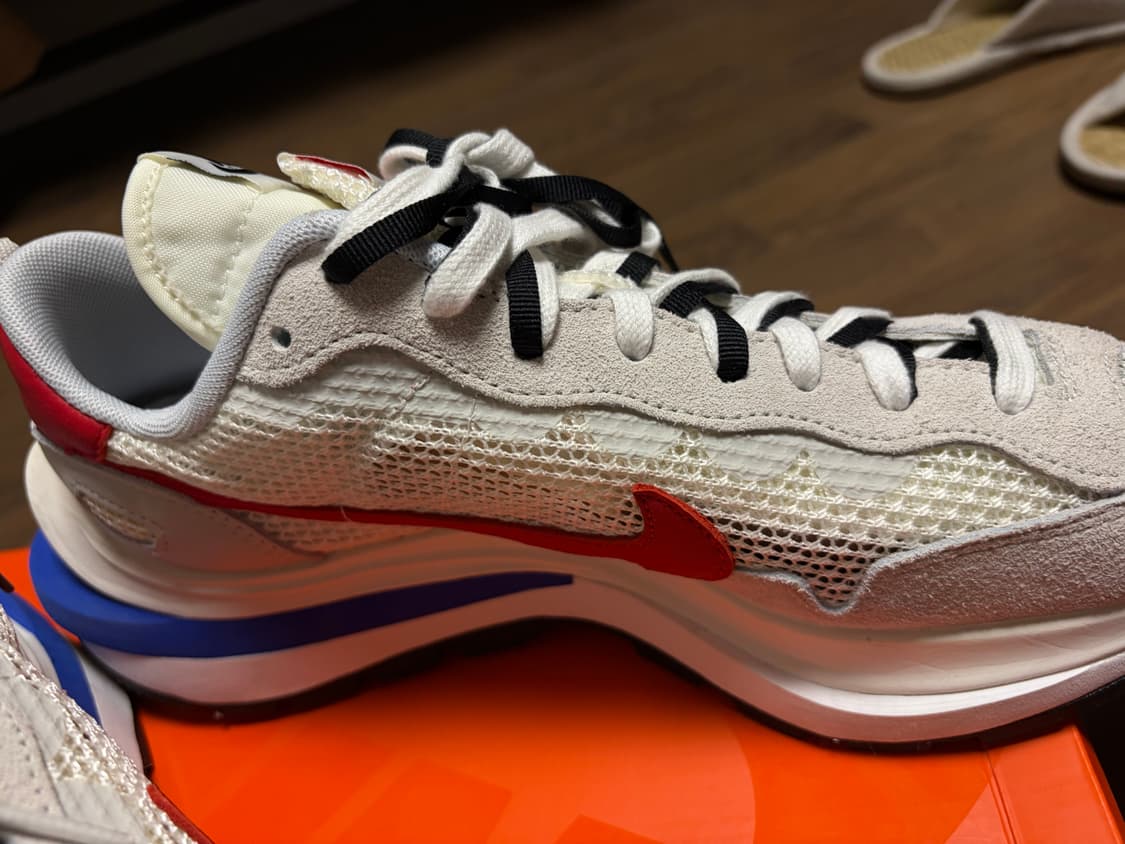 나이키 x 사카이 베이퍼와플 로얄 푸시아 상품이미지4